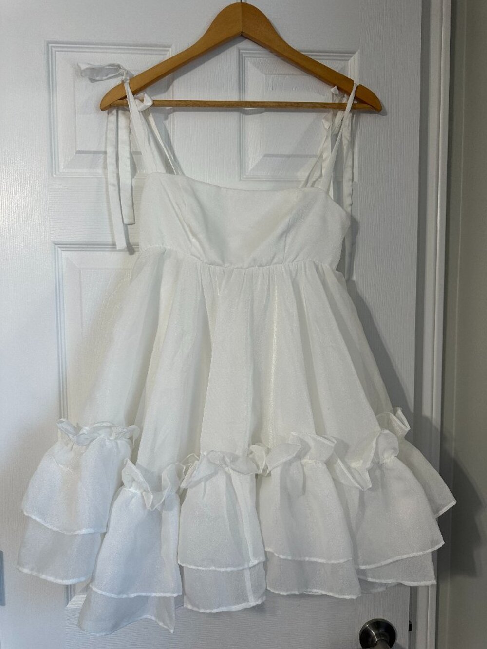 KLESIS White Tiered Mini Dress